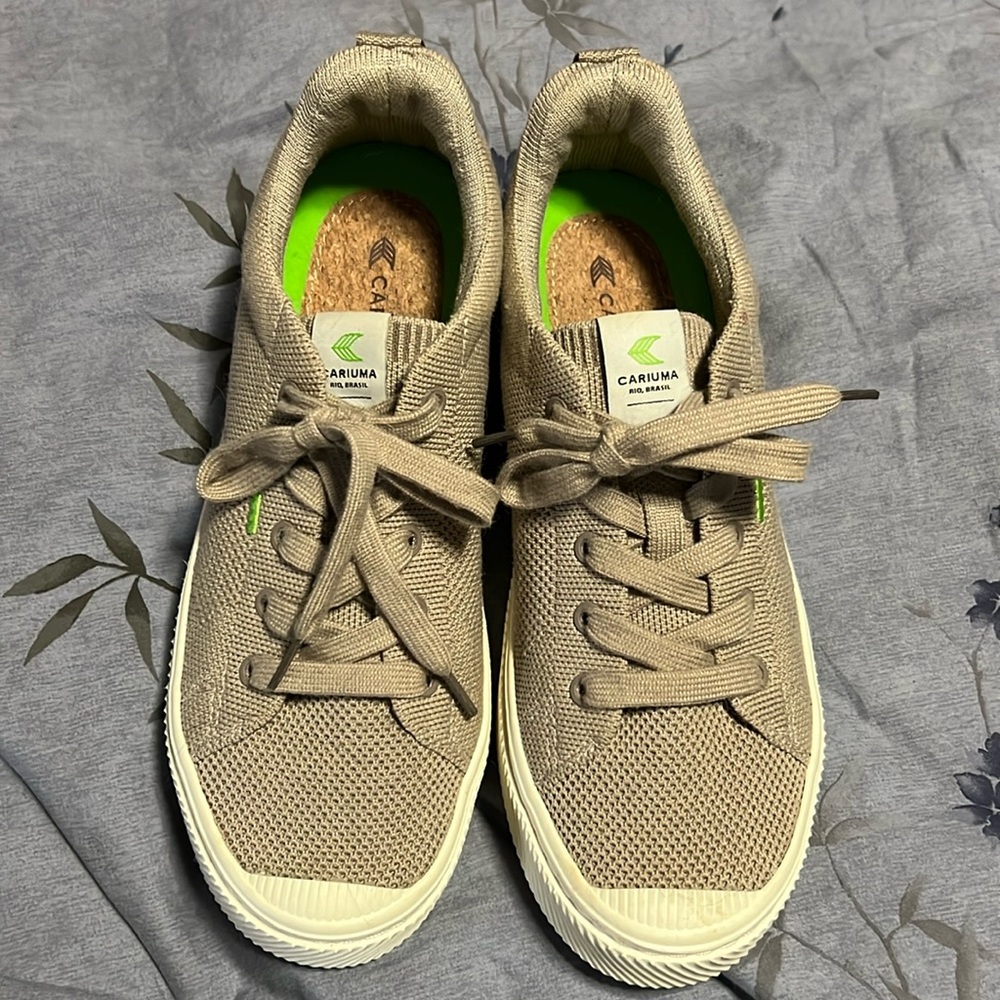 CARIUMA | Sand Sneaker
